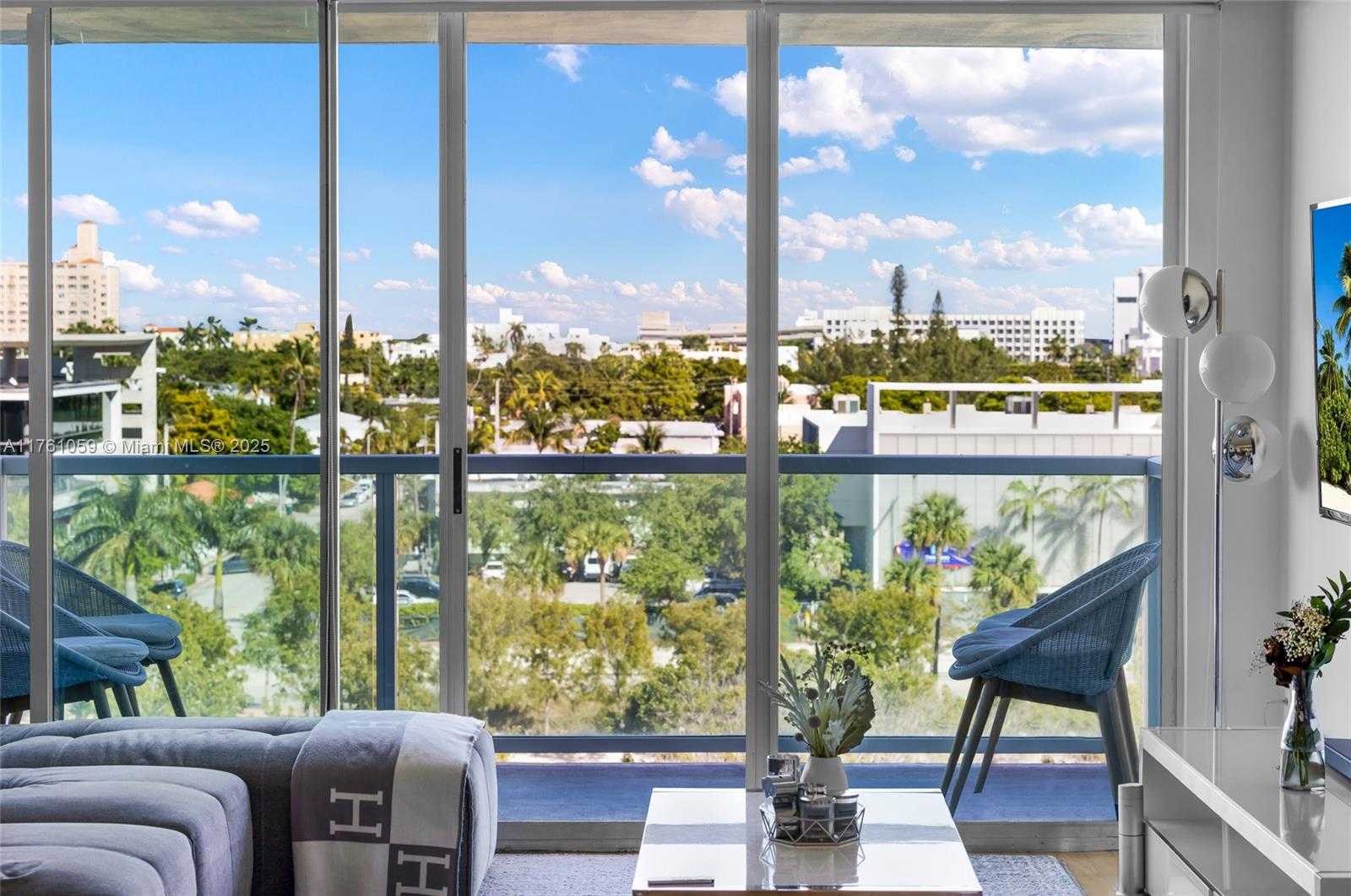 Small Image of 650 WEST AVE #704, Miami Beach Number 3