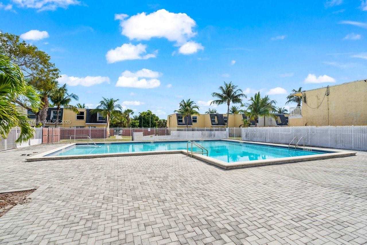 Small Image of 510 SOUTH WEST 1ST ST #510, Boynton Beach Number 26