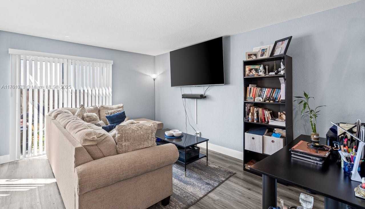 Small Image of 510 SOUTH WEST 1ST ST #510, Boynton Beach Number 7