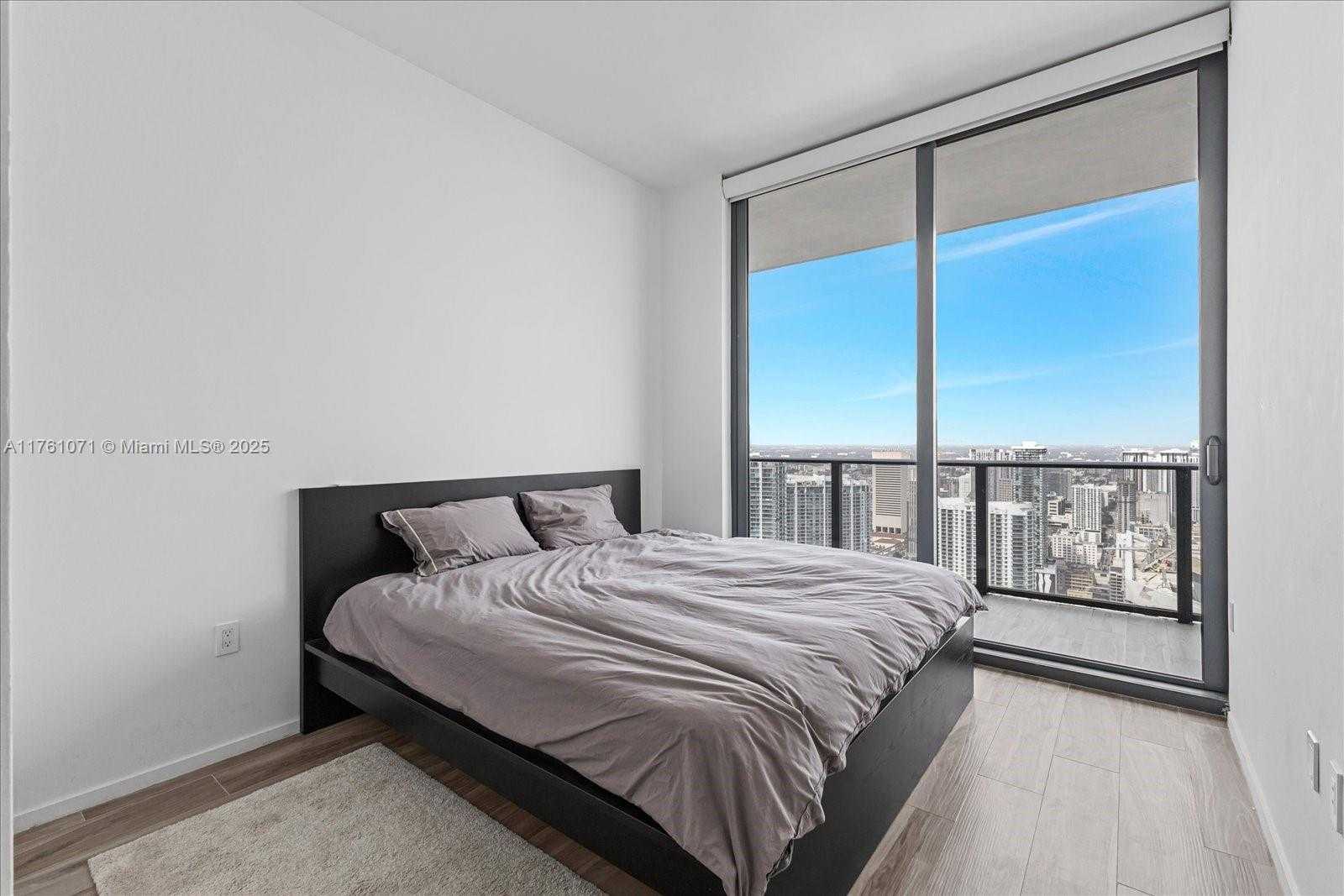 Small Image of 801 SOUTH MIAMI AVE #5509, Miami Number 10