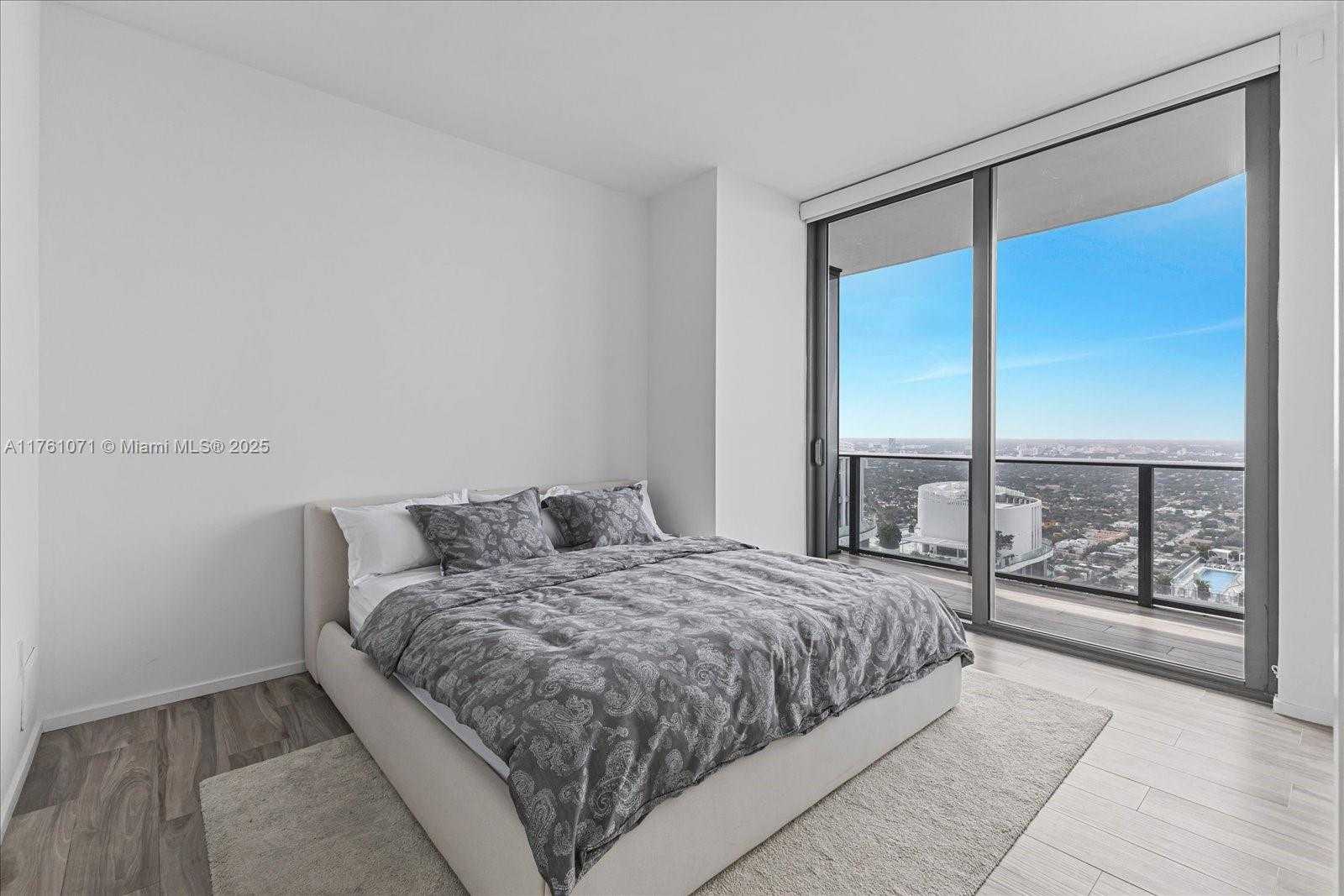 Small Image of 801 SOUTH MIAMI AVE #5509, Miami Number 14