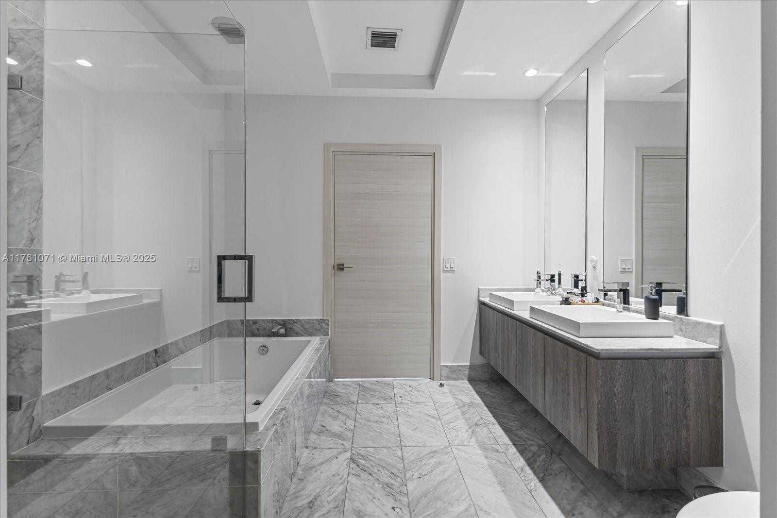 Small Image of 801 SOUTH MIAMI AVE #5509, Miami Number 16