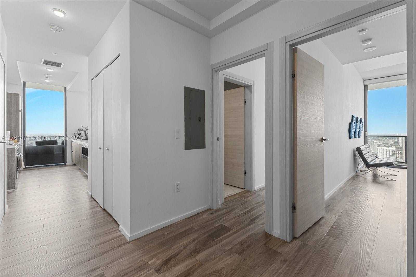 Small Image of 801 SOUTH MIAMI AVE #5509, Miami Number 6
