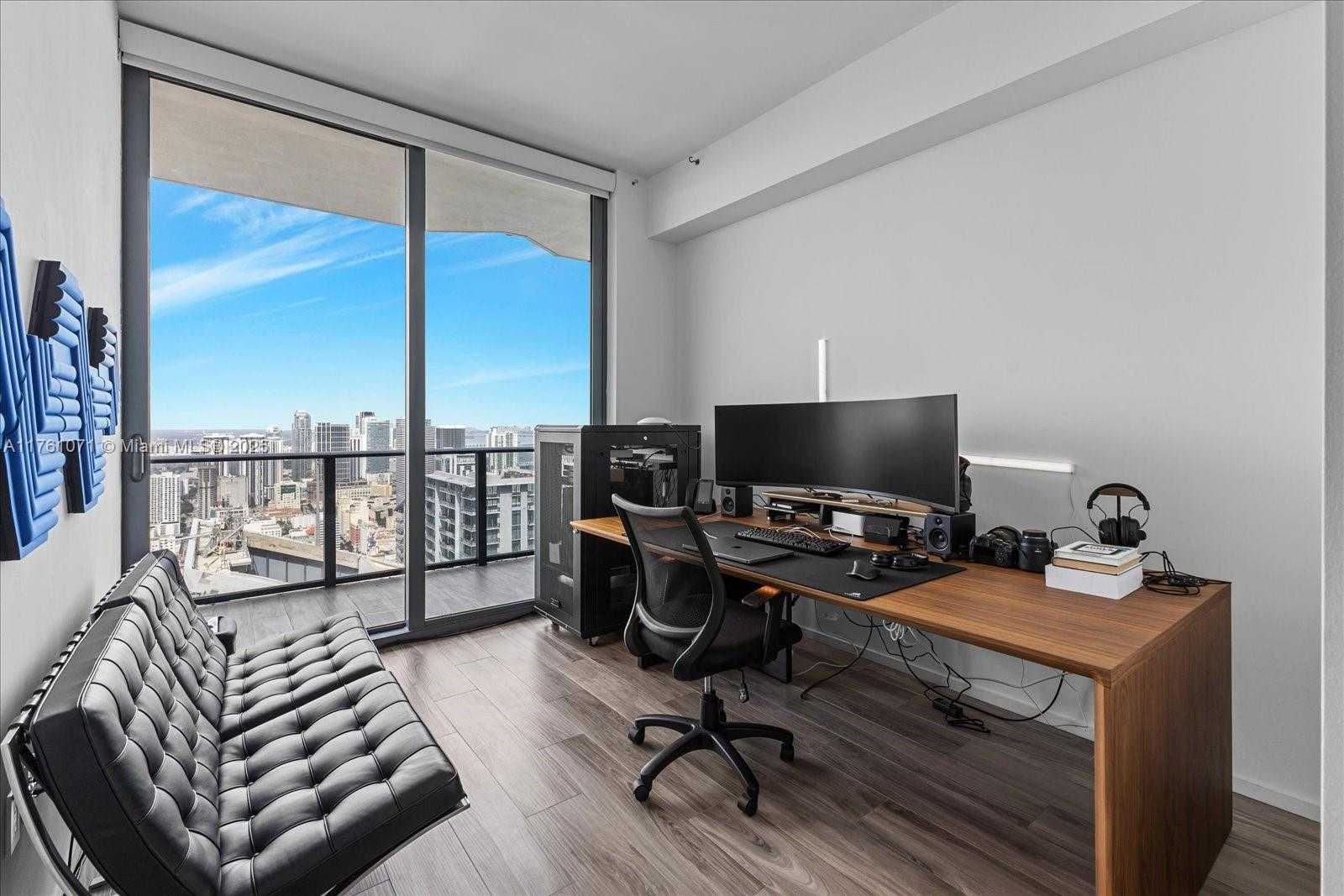 Small Image of 801 SOUTH MIAMI AVE #5509, Miami Number 8