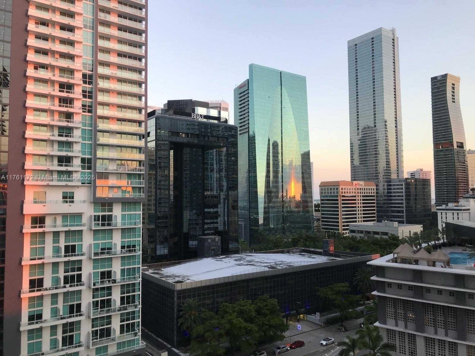 Small Image of 1100 SOUTH MIAMI AVE #1103, Miami Number 16