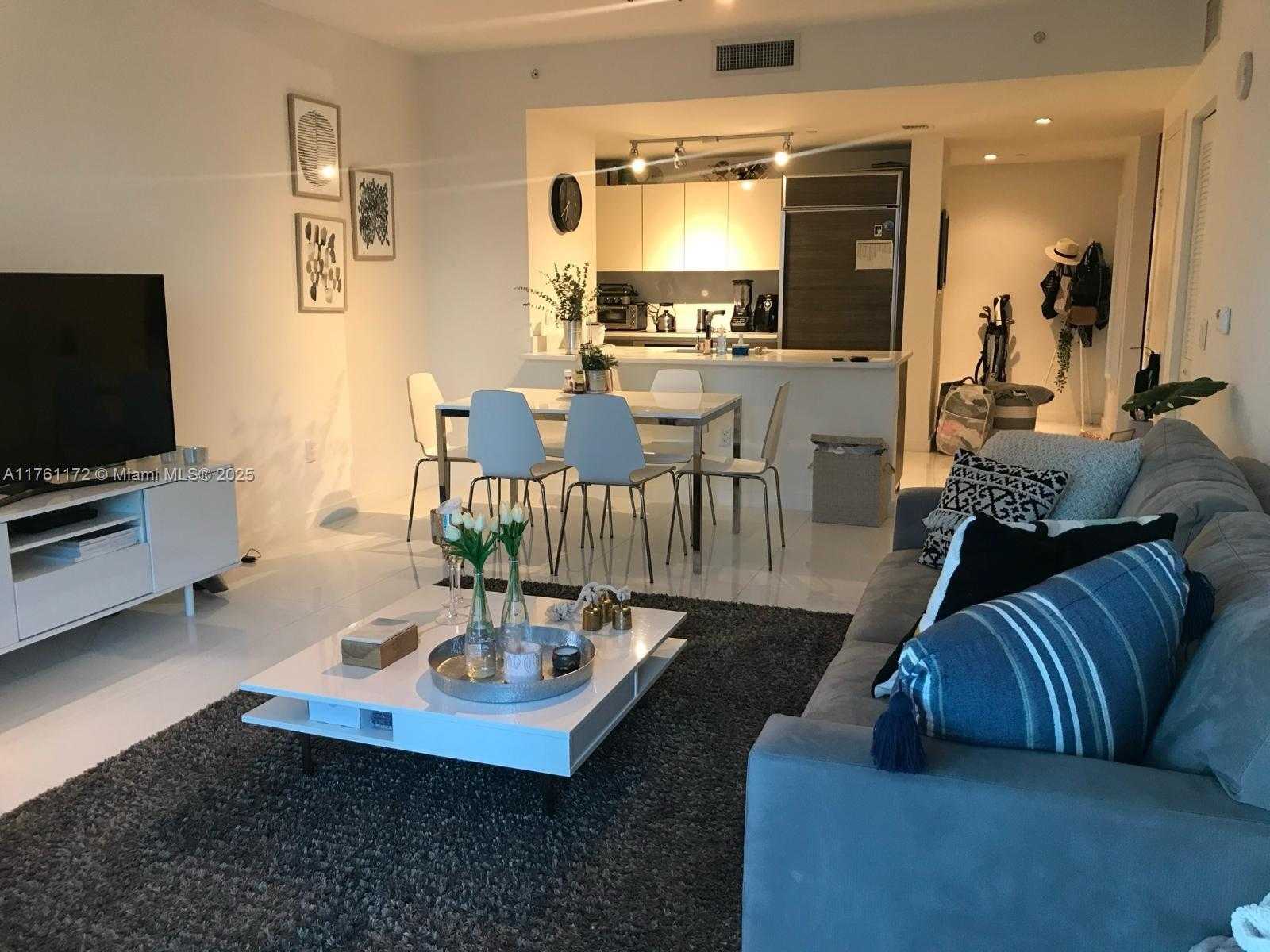 Small Image of 1100 SOUTH MIAMI AVE #1103, Miami Number 27