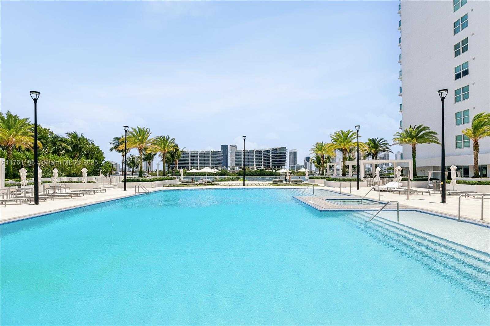 Small Image of 3301 NORTH EAST 183RD ST #PH04, Aventura Number 29