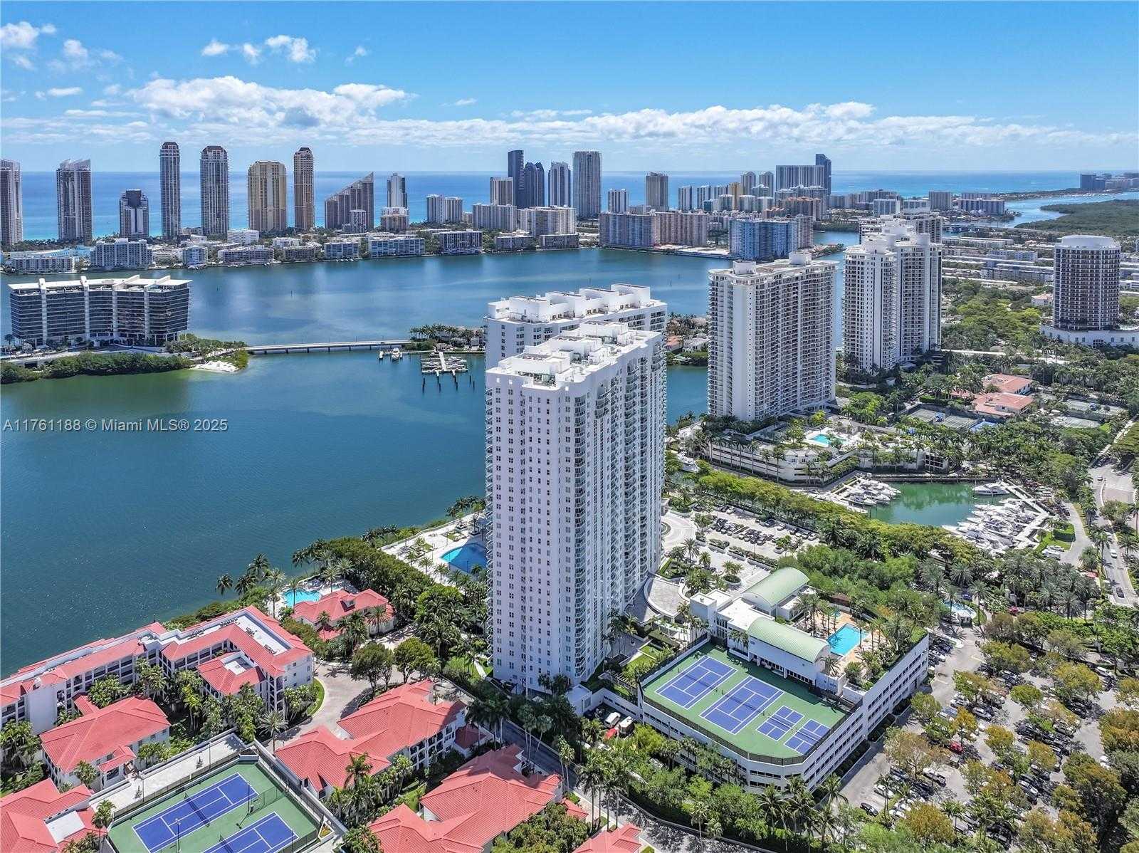 Small Image of 3301 NORTH EAST 183RD ST #PH04, Aventura Number 42