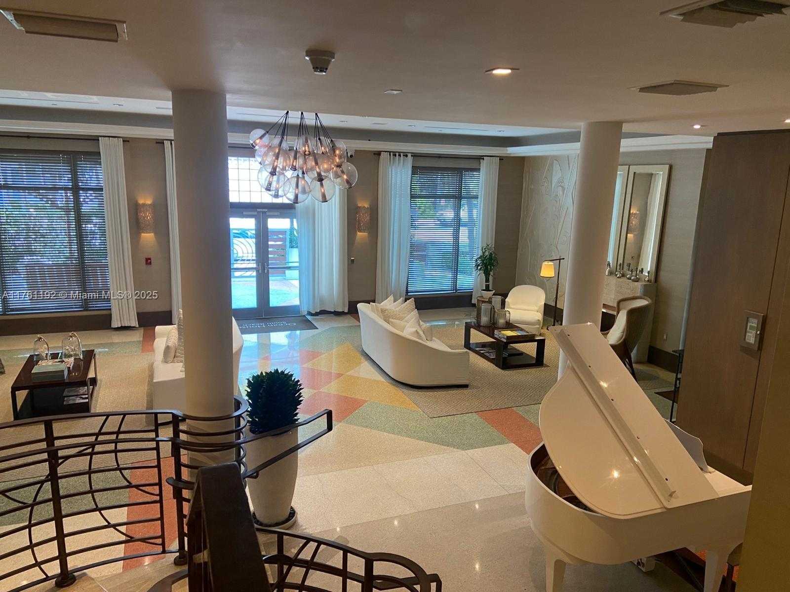 Small Image of 125 OCEAN DR #U-0303, Miami Beach Number 25
