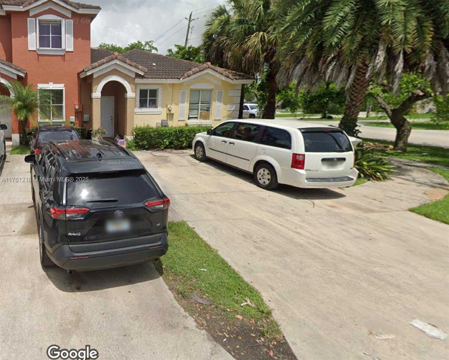 Small Image of 4 SOUTH WEST 15TH RD #4, Homestead Number 5