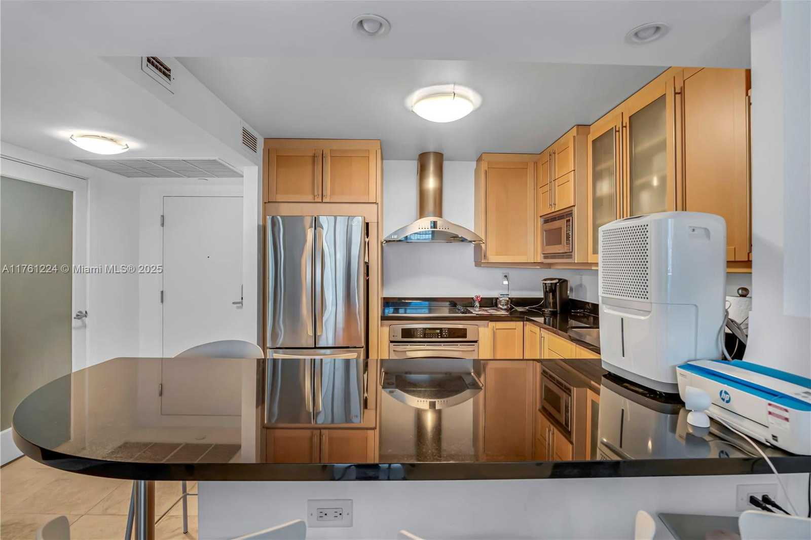 Small Image of 2301 COLLINS AVE #1501, Miami Beach Number 8