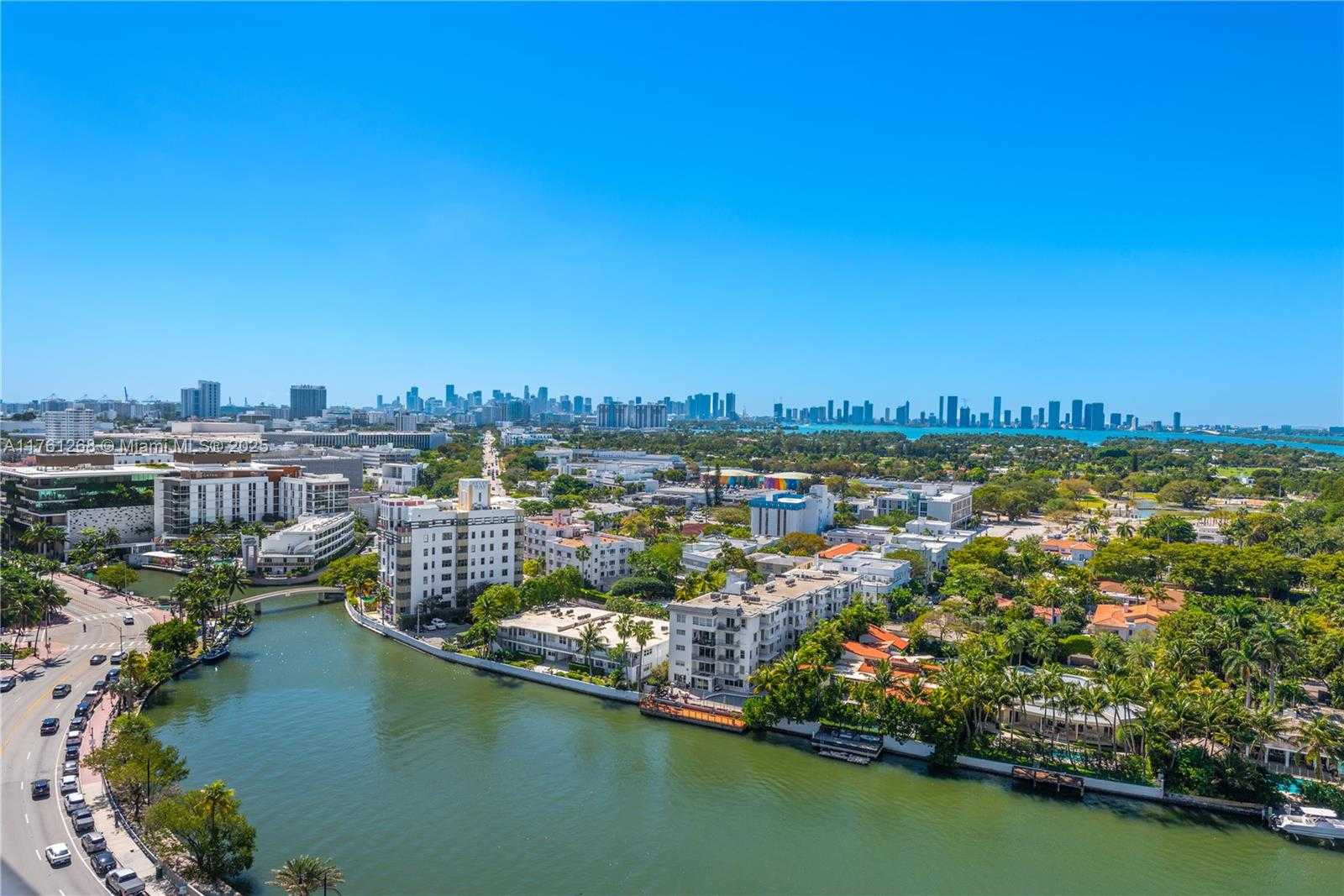 Small Image of 2555 COLLINS AVE #2104, Miami Beach Number 2
