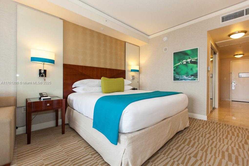Small Image of 18001 COLLINS AVE #1210, Sunny Isles Beach Number 2