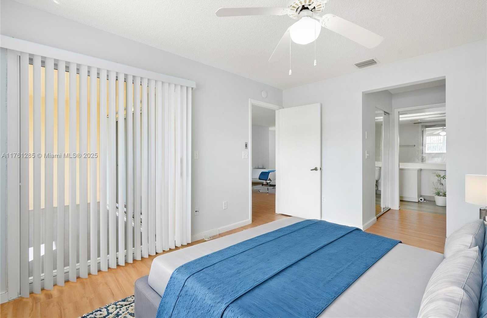 Small Image of 2264 SOUTH EAST 27TH DR #206-E, Homestead Number 5