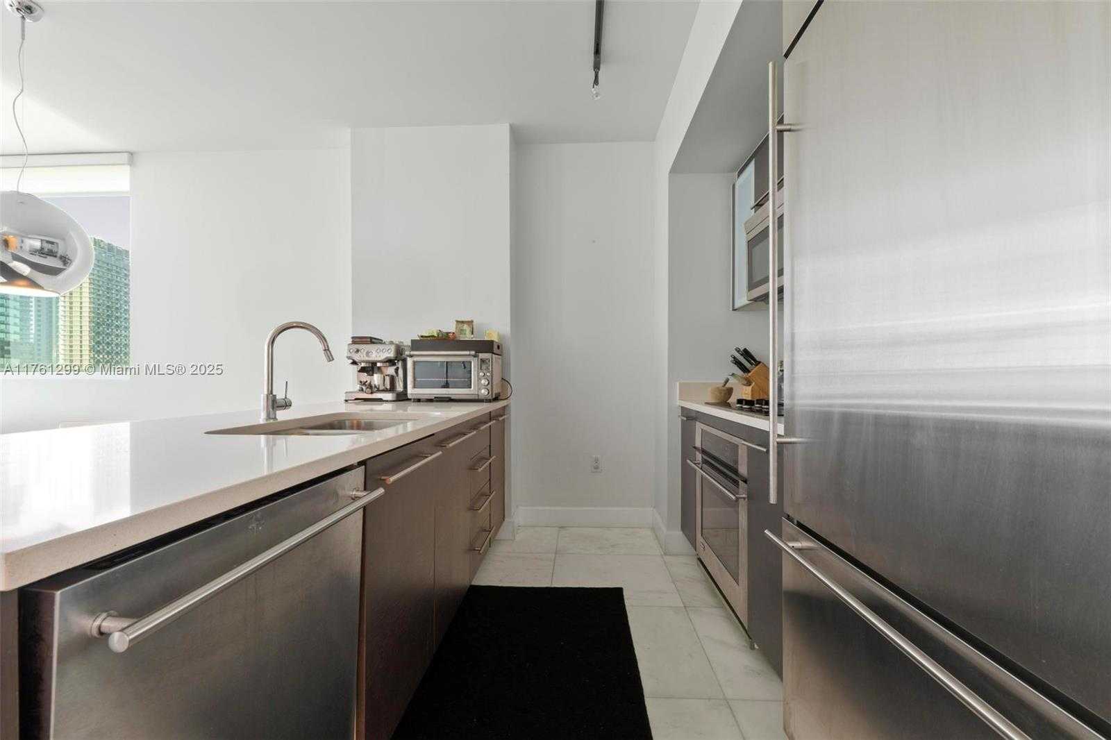 Small Image of 500 BRICKELL AVE #2510, Miami Number 11
