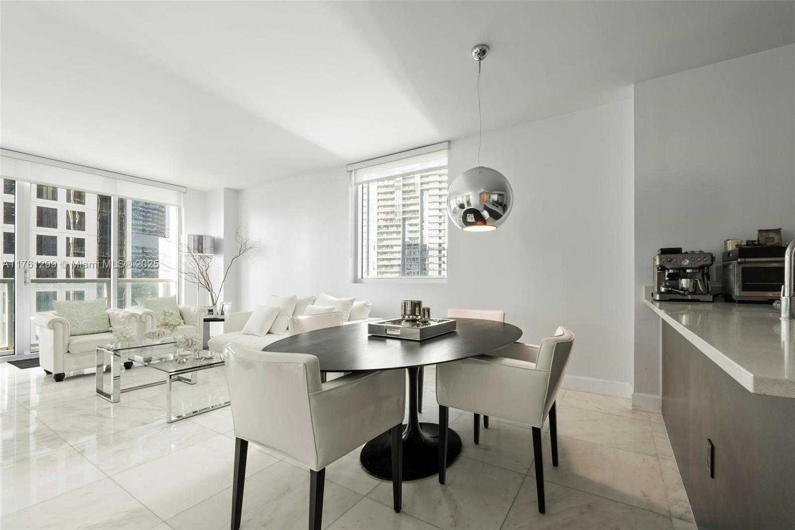 Small Image of 500 BRICKELL AVE #2510, Miami Number 15