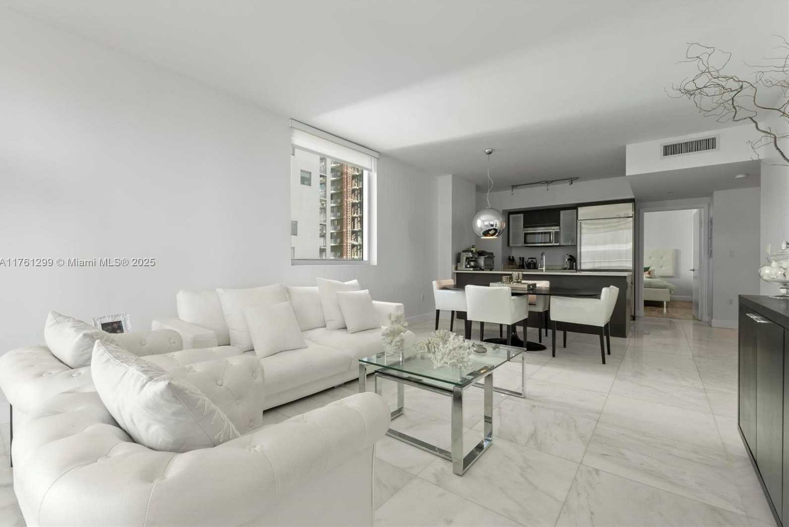 Small Image of 500 BRICKELL AVE #2510, Miami Number 19