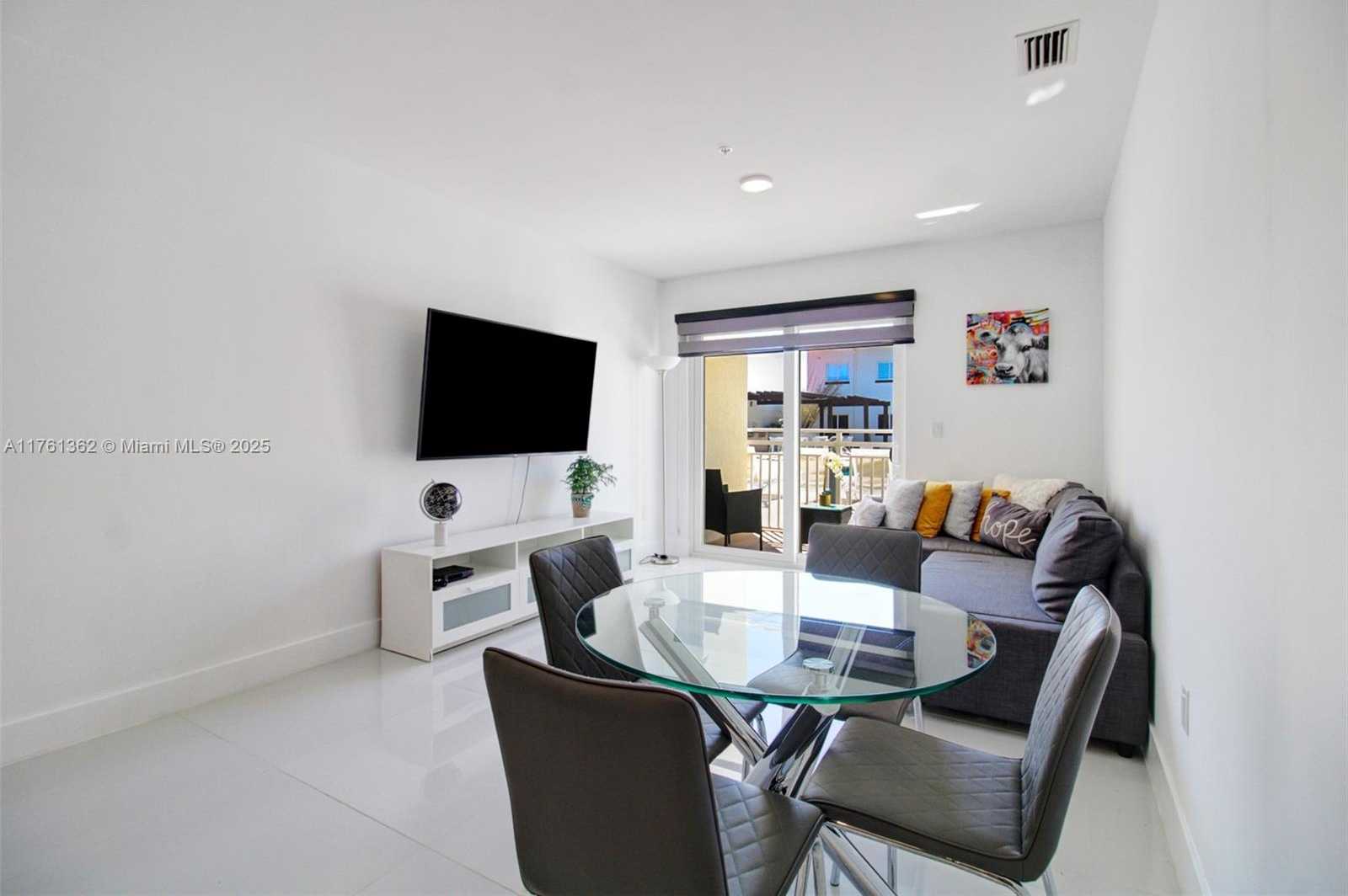 Small Image of 10950 NORTH WEST 82ND ST #319, Doral Number 12