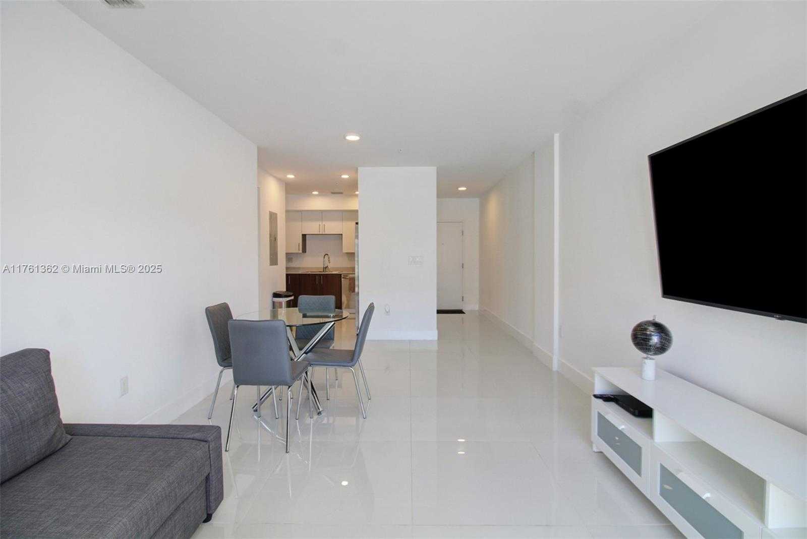 Small Image of 10950 NORTH WEST 82ND ST #319, Doral Number 13