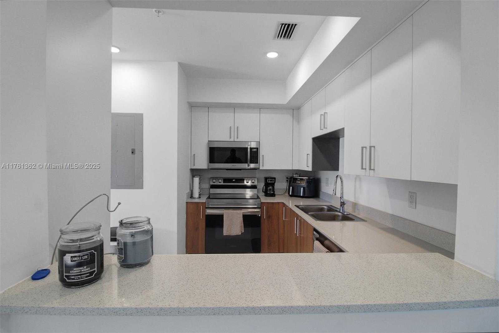 Small Image of 10950 NORTH WEST 82ND ST #319, Doral Number 2