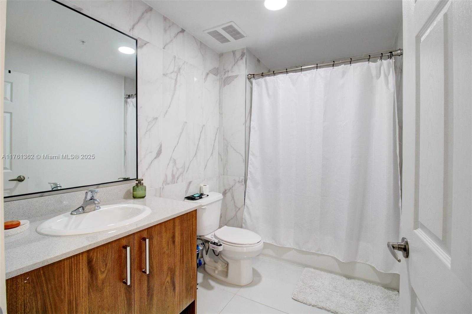 Small Image of 10950 NORTH WEST 82ND ST #319, Doral Number 9