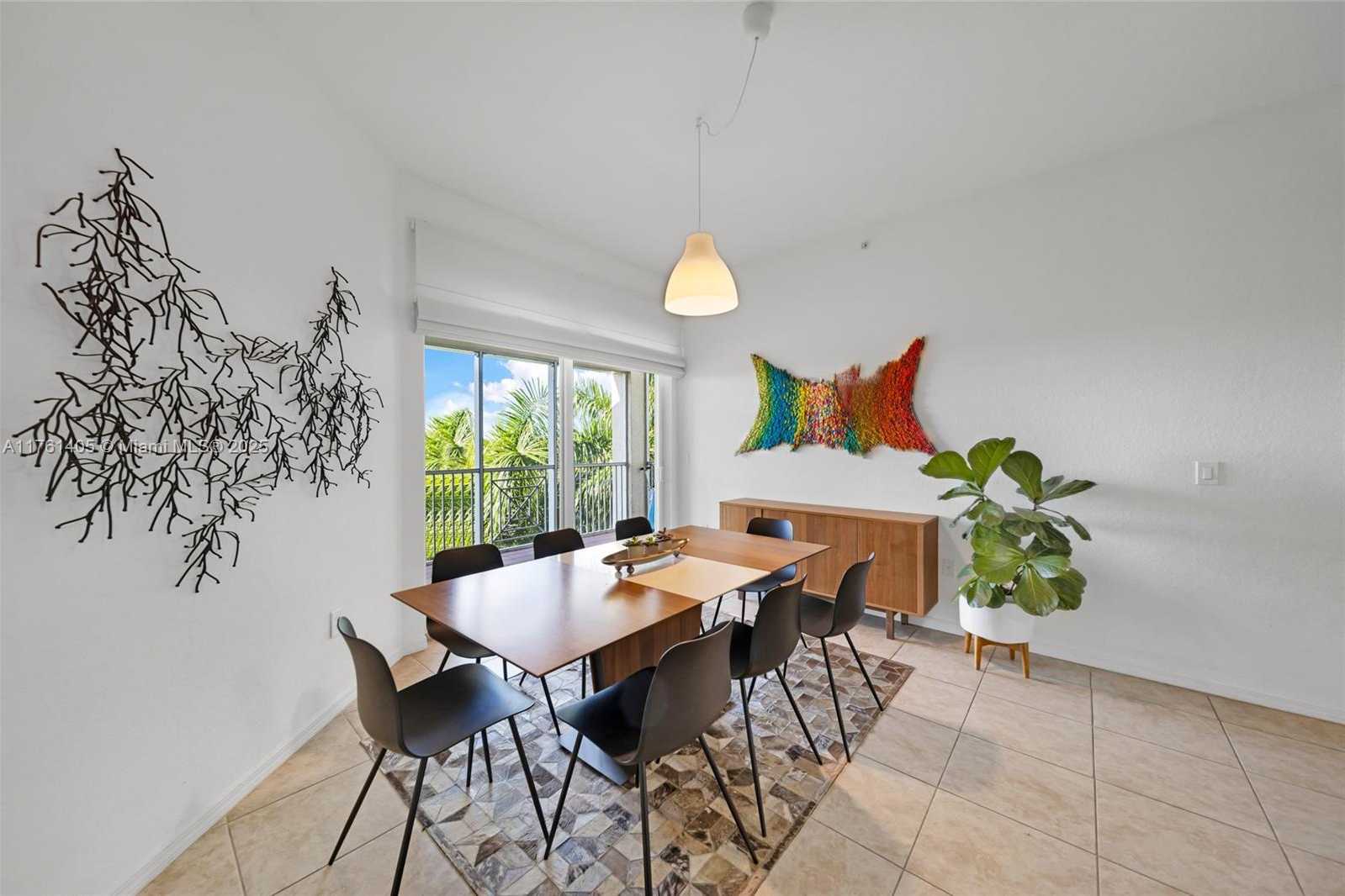 Small Image of 3600 OAKS CLUBHOUSE DR #501, Pompano Beach Number 12