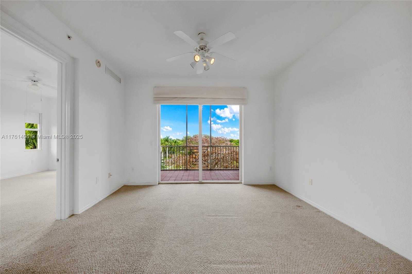 Small Image of 3600 OAKS CLUBHOUSE DR #501, Pompano Beach Number 28