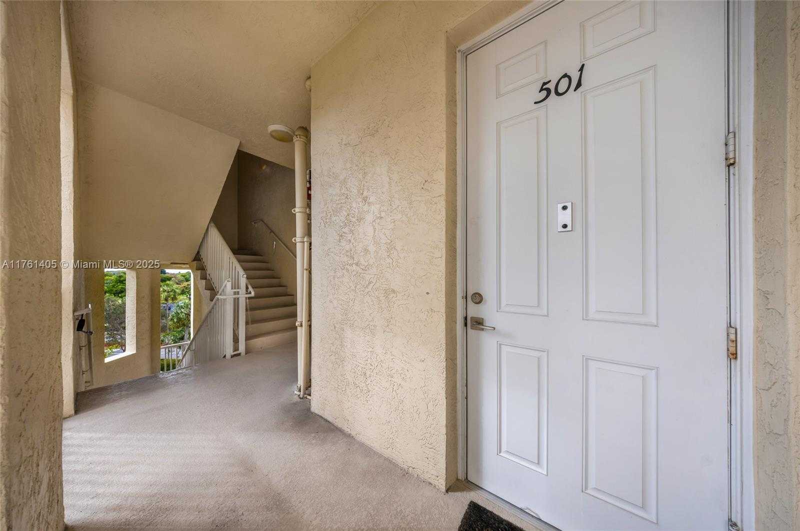 Small Image of 3600 OAKS CLUBHOUSE DR #501, Pompano Beach Number 44