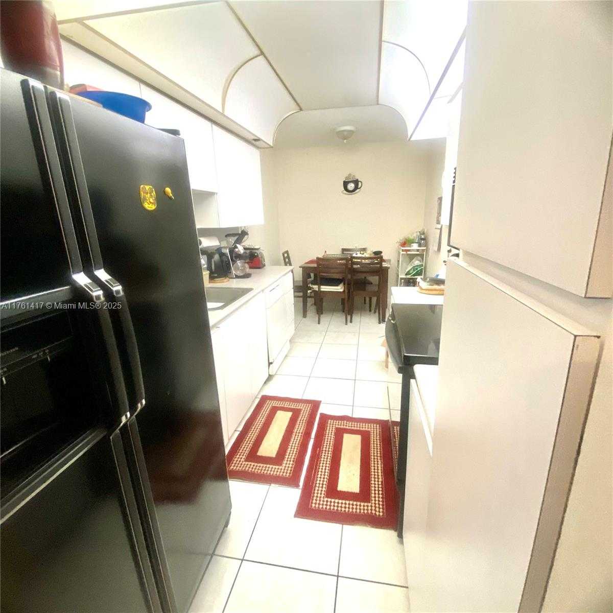 Small Image of 1100 SAINT CHARLES PL #717, Pembroke Pines Number 6