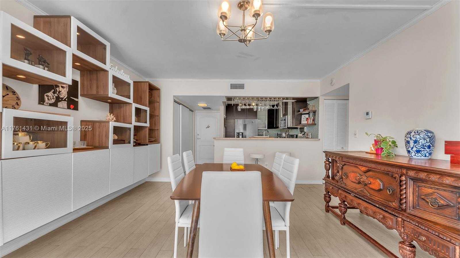 Small Image of 3675 NORTH COUNTRY CLUB DR #603, Aventura Number 11