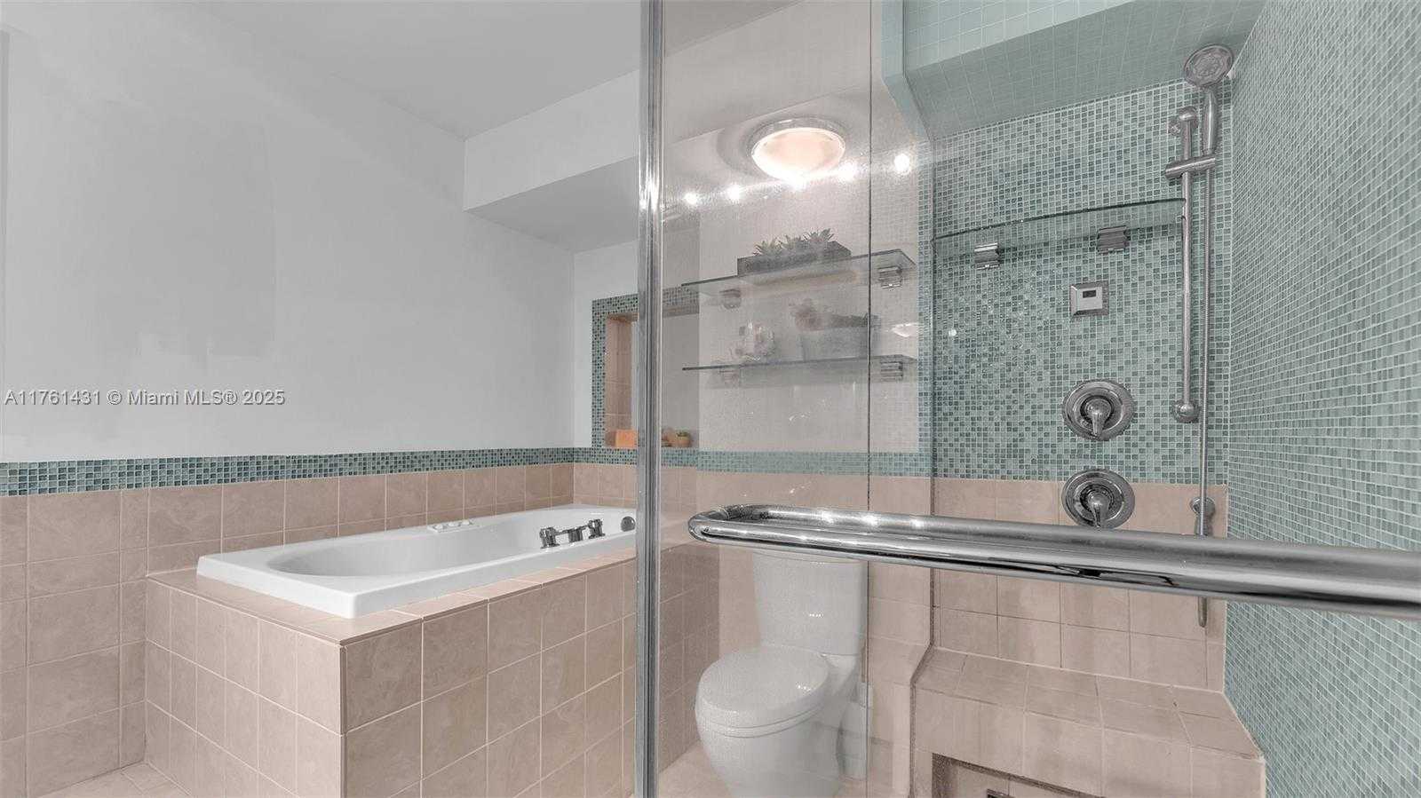 Small Image of 3675 NORTH COUNTRY CLUB DR #603, Aventura Number 26