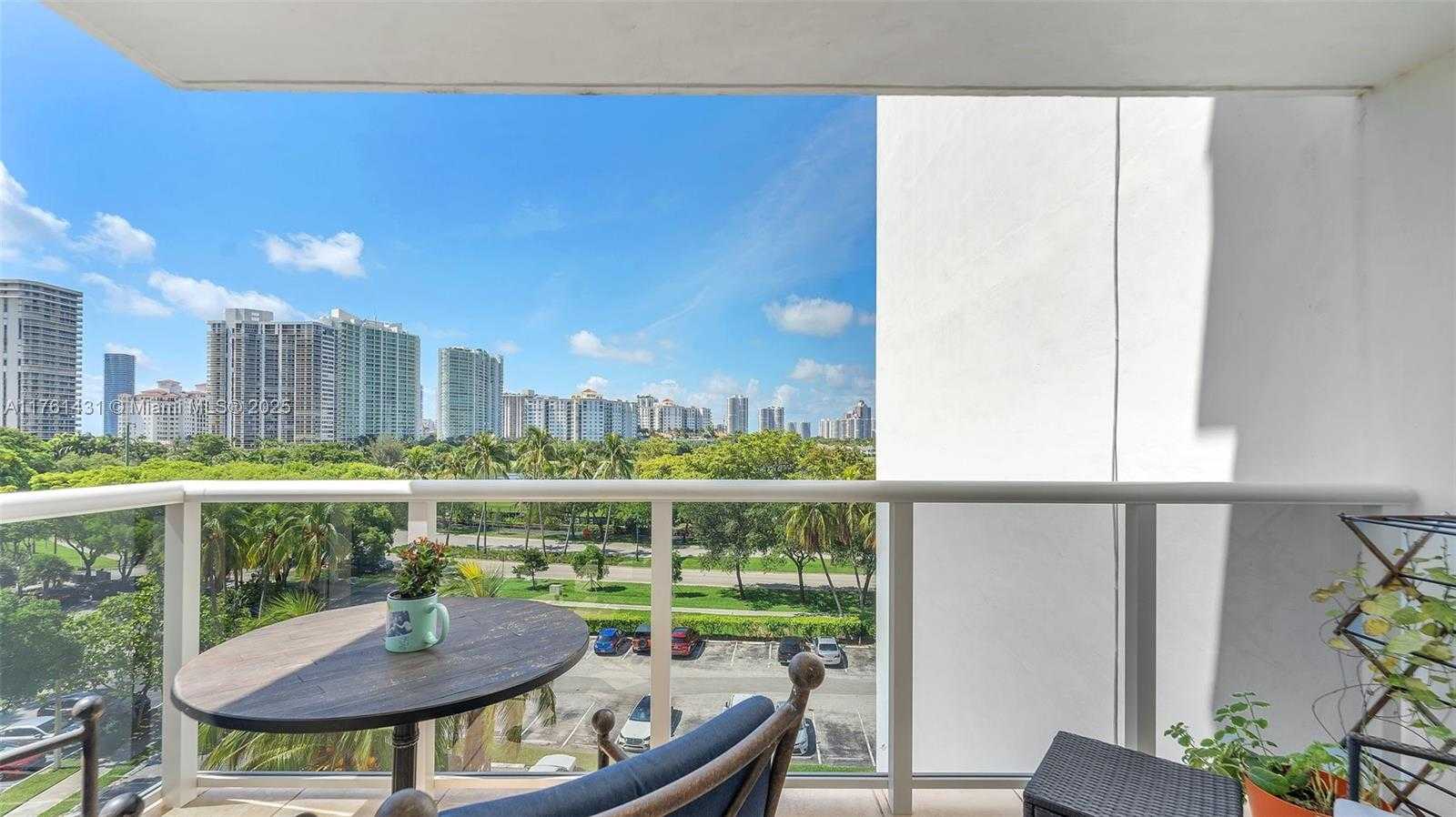 Small Image of 3675 NORTH COUNTRY CLUB DR #603, Aventura Number 3