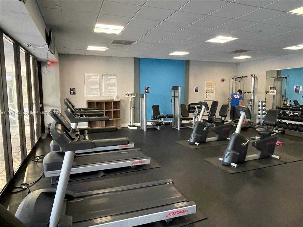 Small Image of 3675 NORTH COUNTRY CLUB DR #603, Aventura Number 31