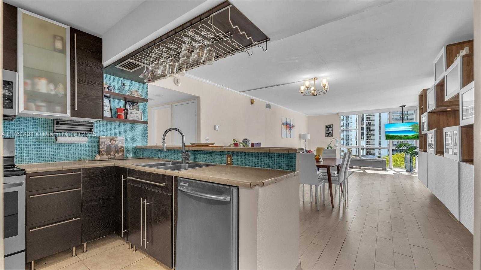 Small Image of 3675 NORTH COUNTRY CLUB DR #603, Aventura Number 9
