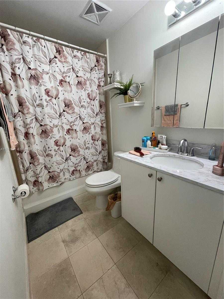 Small Image of 60 SOUTH WEST 13TH ST #5214, Miami Number 10