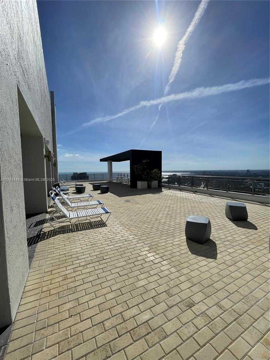 Small Image of 60 SOUTH WEST 13TH ST #5214, Miami Number 16