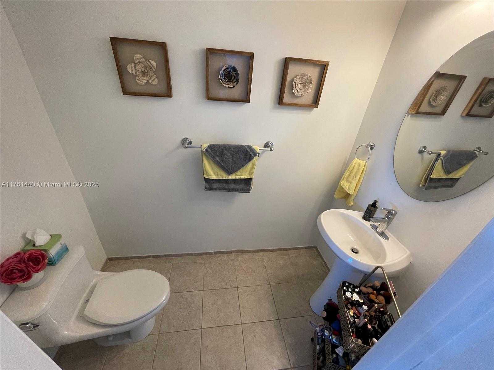 Small Image of 60 SOUTH WEST 13TH ST #5214, Miami Number 5