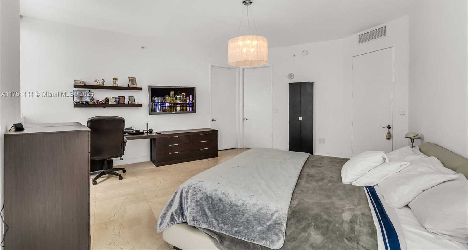 Small Image of 18201 COLLINS AVE #3601, Sunny Isles Beach Number 17