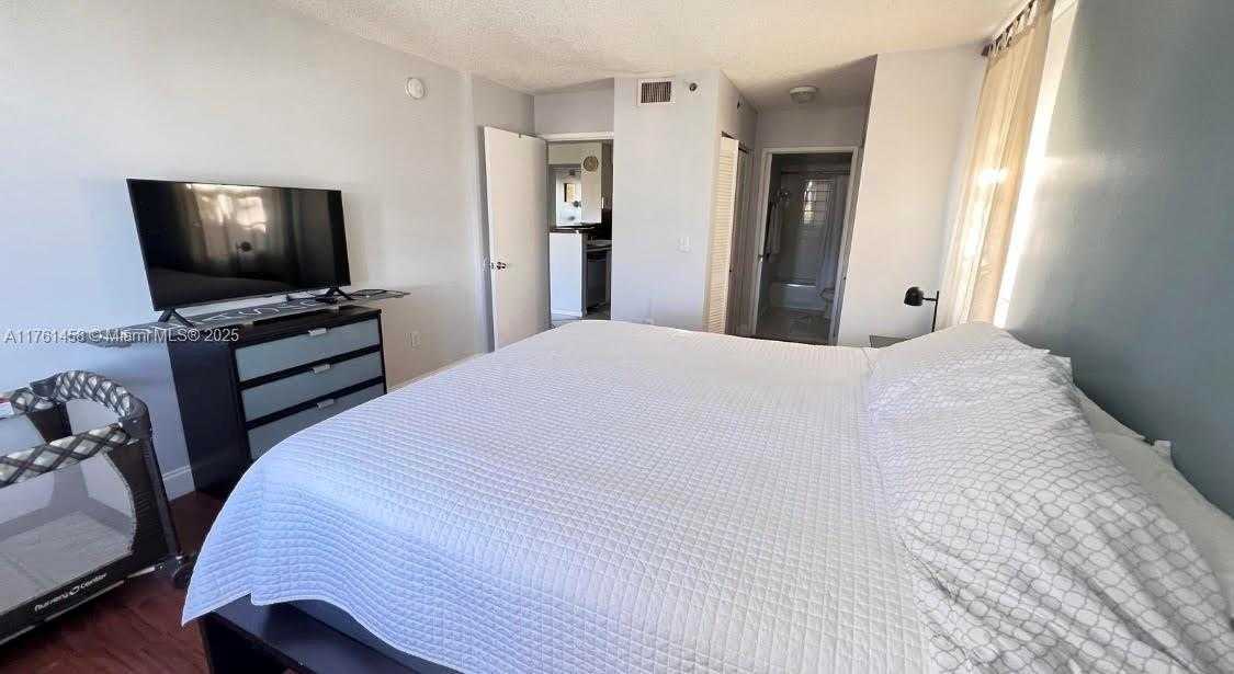 Small Image of 19555 EAST COUNTRY CLUB DR #8507, Aventura Number 10