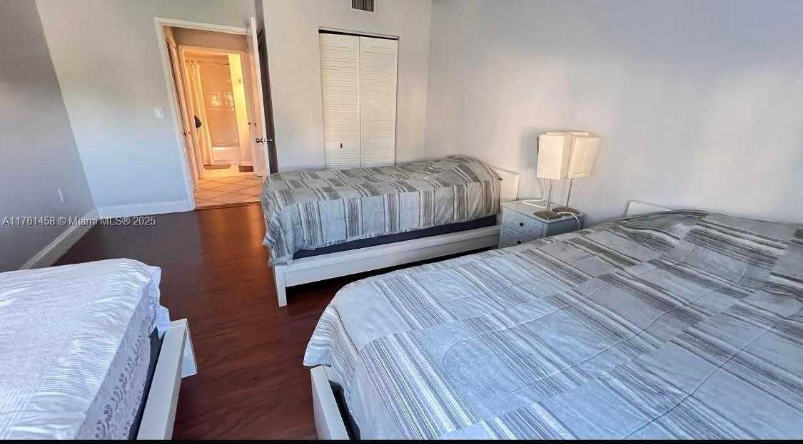 Small Image of 19555 EAST COUNTRY CLUB DR #8507, Aventura Number 11