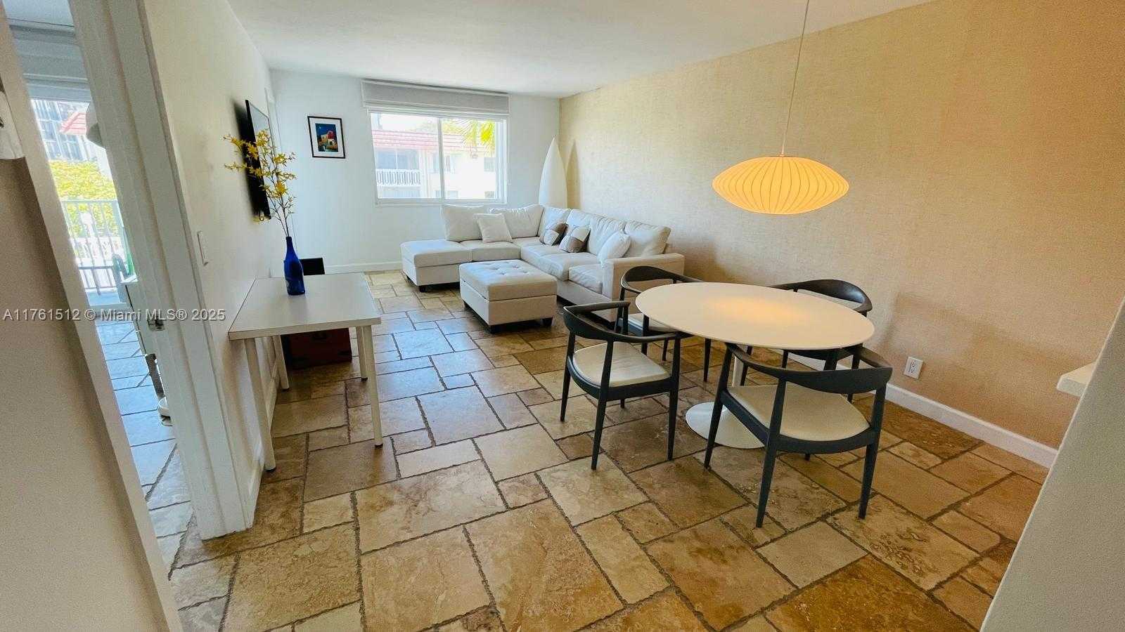 Small Image of 240 GALEN #314, Key Biscayne Number 26
