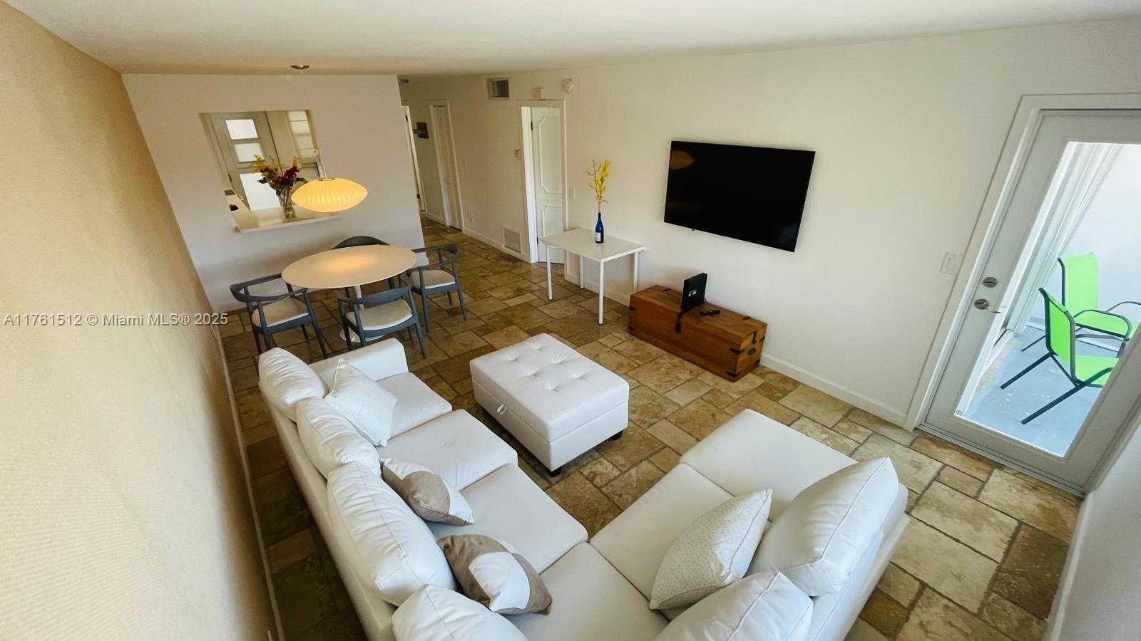 Small Image of 240 GALEN #314, Key Biscayne Number 3