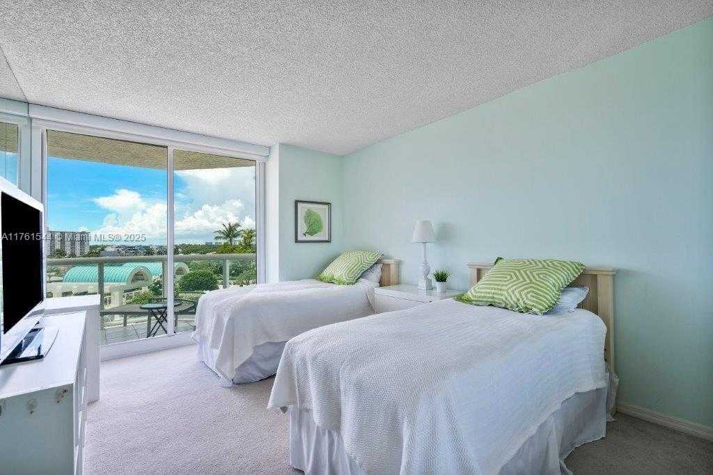 Small Image of 16400 COLLINS AVE #544, Sunny Isles Beach Number 18