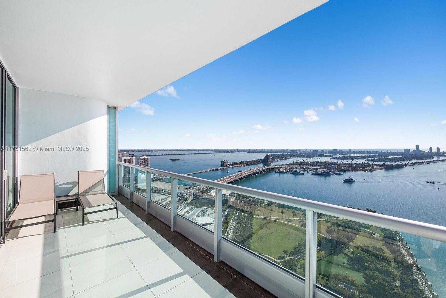 Small Image of 900 BISCAYNE BOULEVARD #4504, Miami Number 14