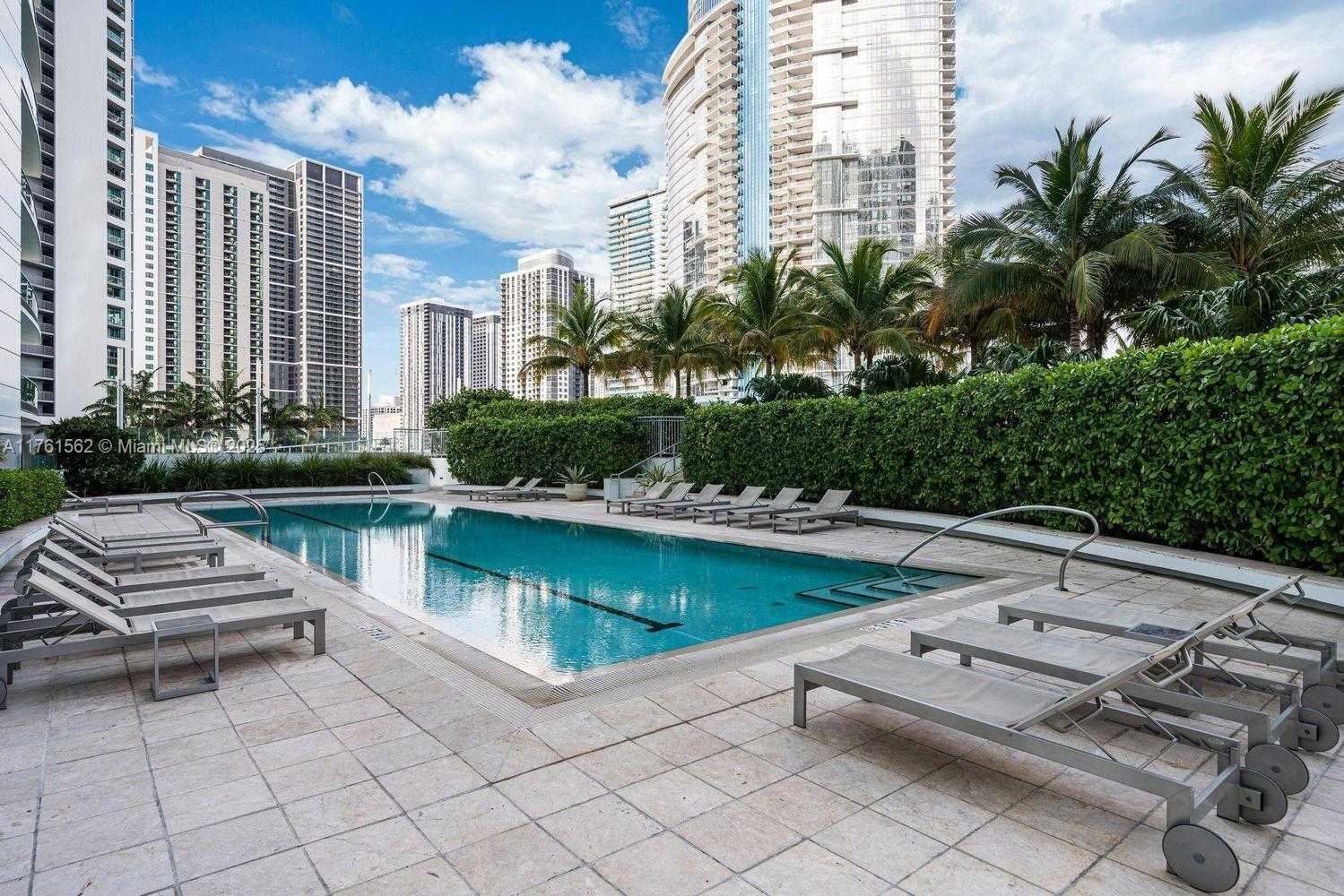 Small Image of 900 BISCAYNE BOULEVARD #4504, Miami Number 20