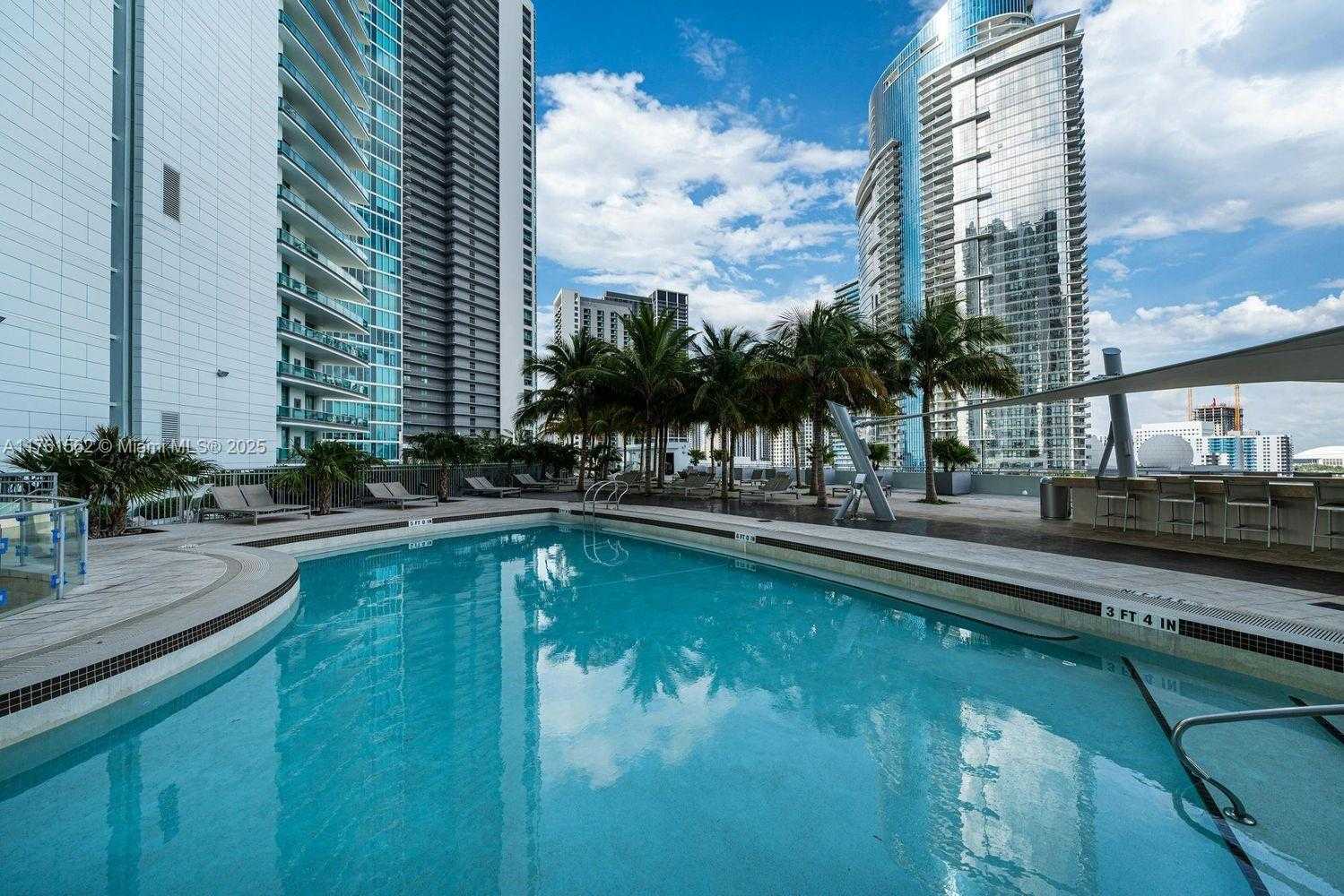 Small Image of 900 BISCAYNE BOULEVARD #4504, Miami Number 25