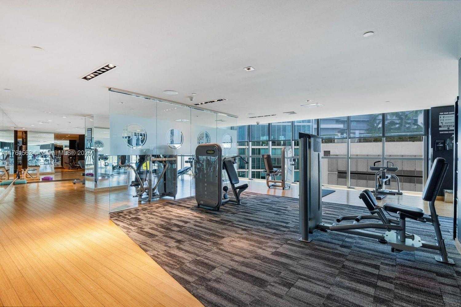 Small Image of 900 BISCAYNE BOULEVARD #4504, Miami Number 28