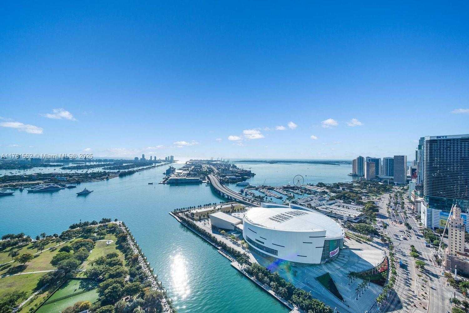 Small Image of 900 BISCAYNE BOULEVARD #4504, Miami Number 6