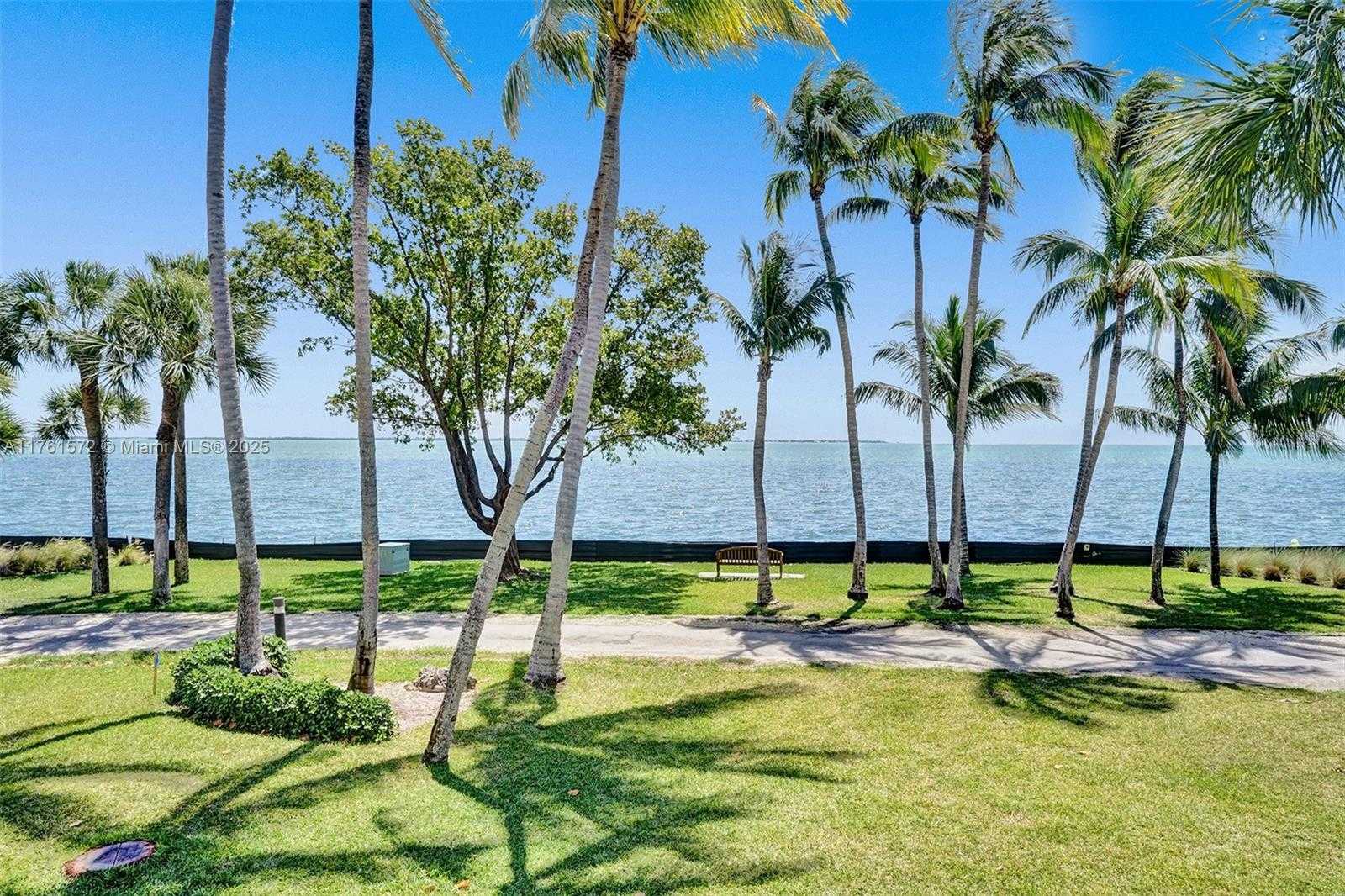 Small Image of 2 GROVE ISLE DR #B502, Miami Number 32