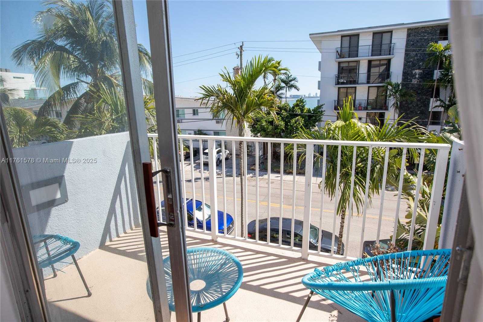Small Image of 1801 SOUTH TREASURE DR #321, North Bay Village Number 17